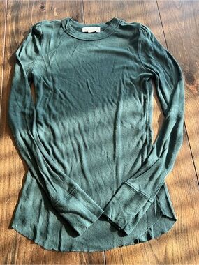 Treasure & Bond Women’s Long-Sleeve Ribbed Crewneck Top-small
